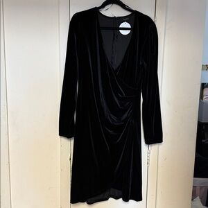 Elegant Black Midi Dress